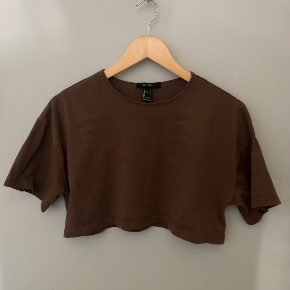 forever 21 brown cropped tee